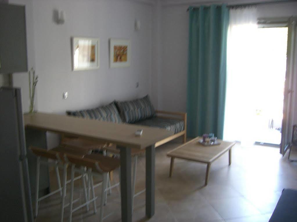 פוליכרונו Villa Despina Green Suites מראה חיצוני תמונה